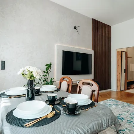 Neatspace - Apartament Z Widokiem Na Rynek فروتسواف